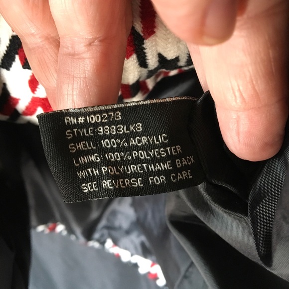 Black red white houndstooth plaid jacket, lots of great details - Picture 13 of 13